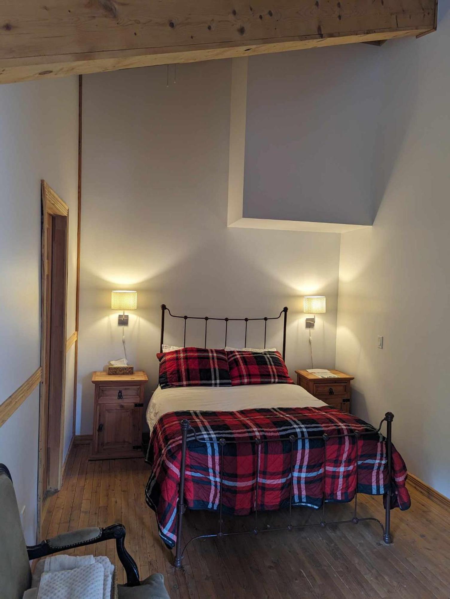 Auberge Carcajou Saint-David-de-Falardeau Zimmer foto